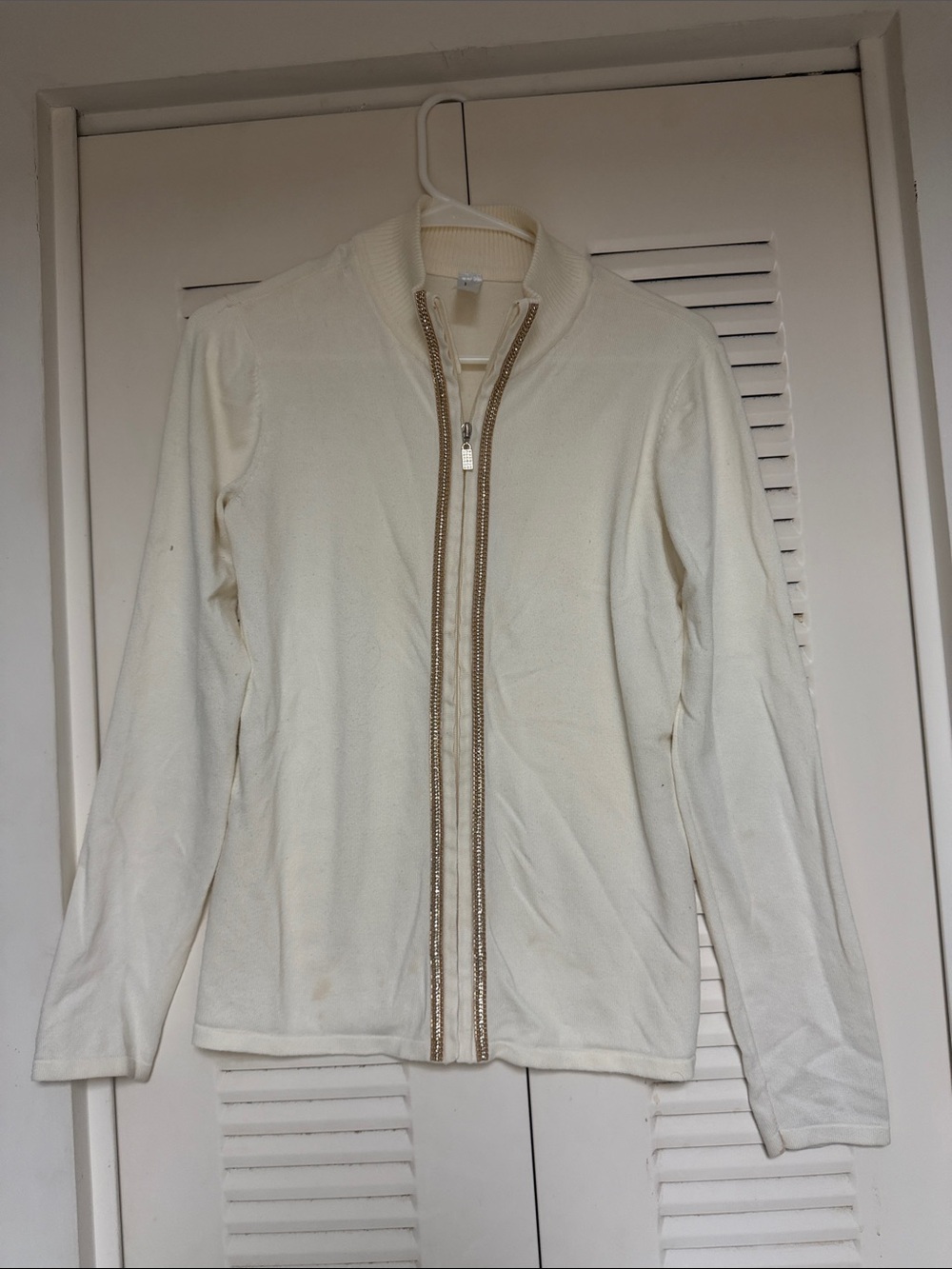 Source Unknown Cream Zip-Front Women’s Cardigan with Gold Trim